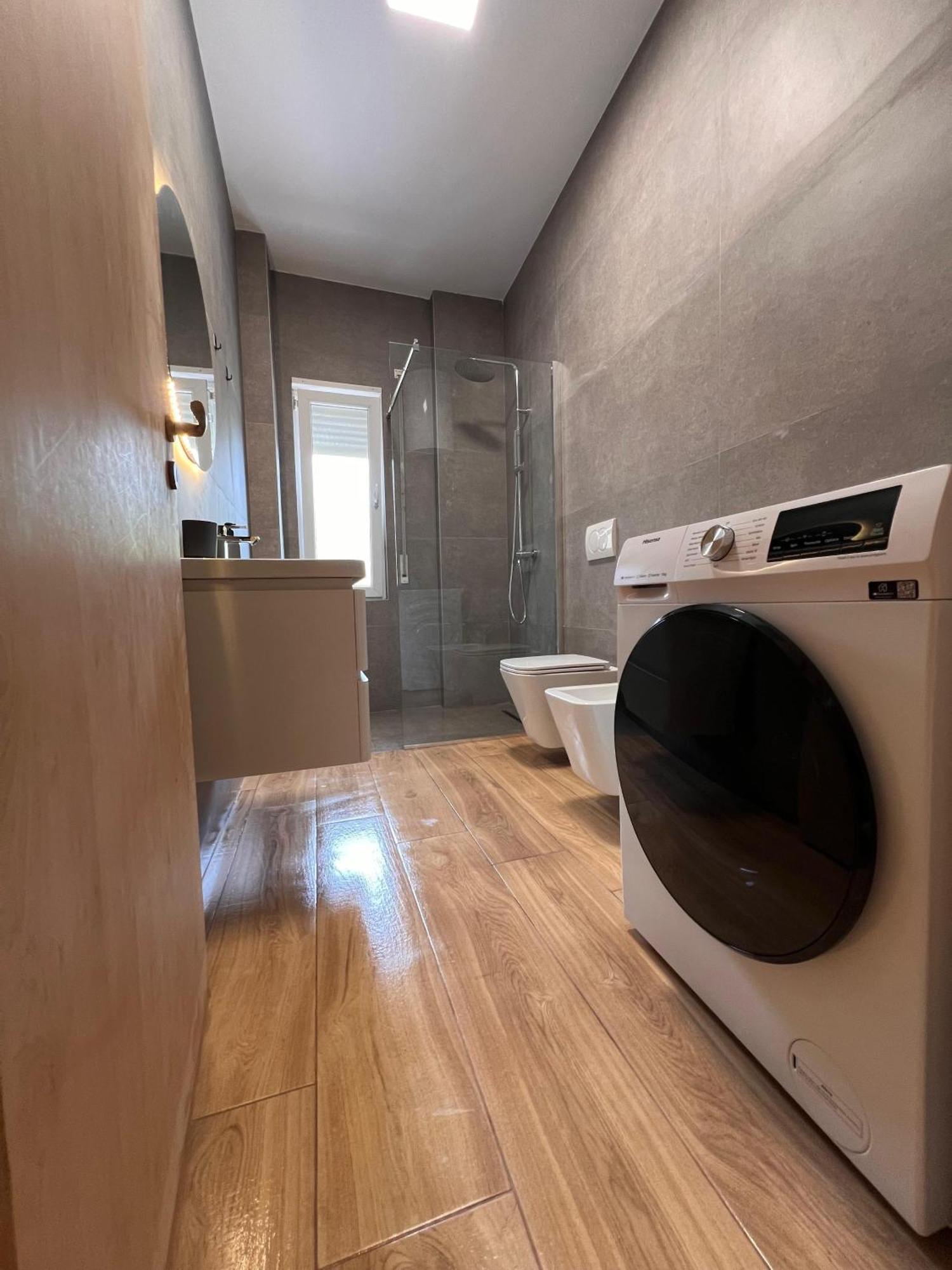Gjiri I Lalzit Appartement *